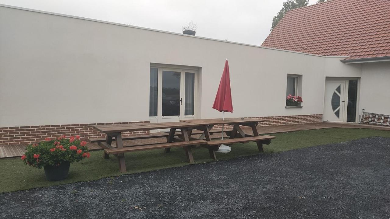 Camping La Haie Penee **** Saint-Quentin-en-Tourmont Luaran gambar
